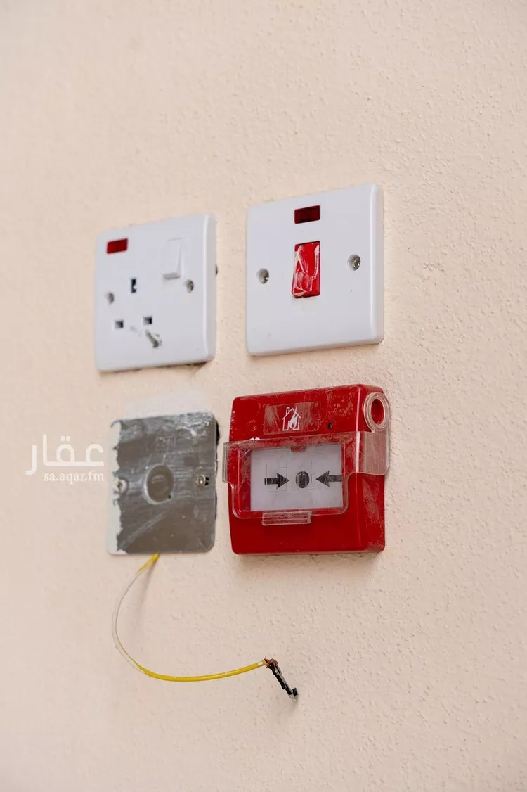 مستودع للإيجار في شارع الأمير محمد بن عبدالرحمن بن عبدالعزيز الفرعي, حي السلي, مدينة الرياض, منطقة الرياض صورة 2