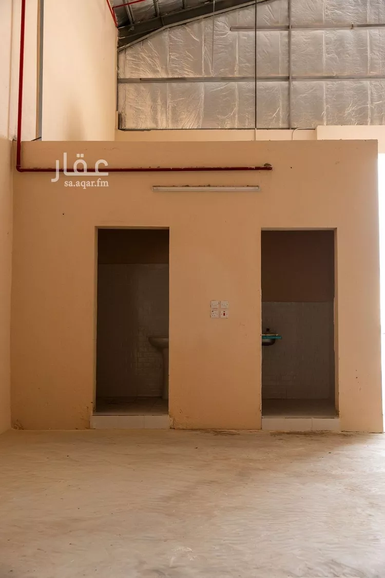 مستودع للإيجار في شارع الأمير محمد بن عبدالرحمن بن عبدالعزيز الفرعي, حي السلي, مدينة الرياض, منطقة الرياض 9