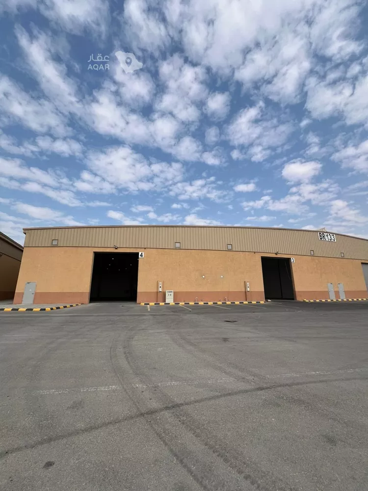 مستودع للإيجار في شارع أديمة, حي البرية, مدينة الرياض, منطقة الرياض 6