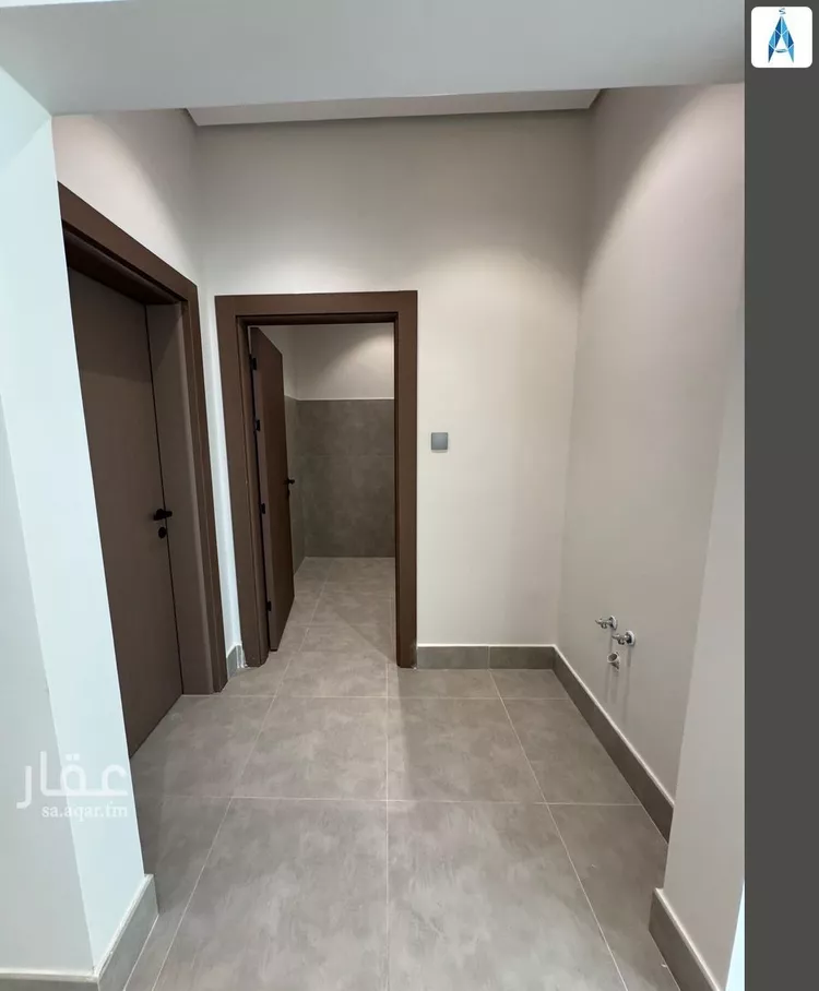 فيلا للبيع في شارع المندر, حي مغرزات, مدينة الرياض, منطقة الرياض 6