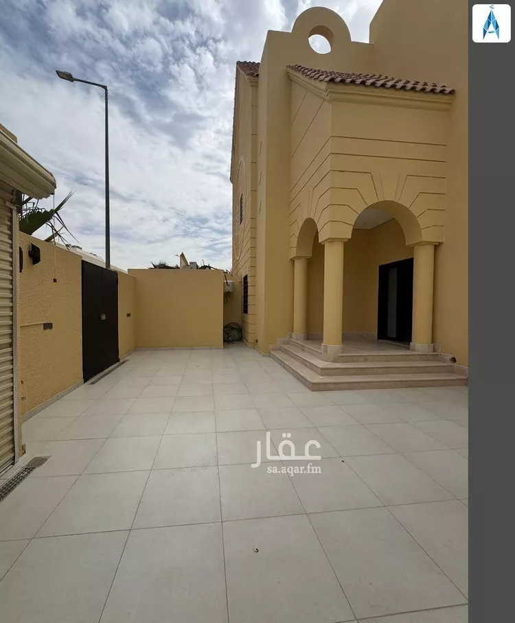 فيلا للبيع في شارع المندر, حي مغرزات, مدينة الرياض, منطقة الرياض 15