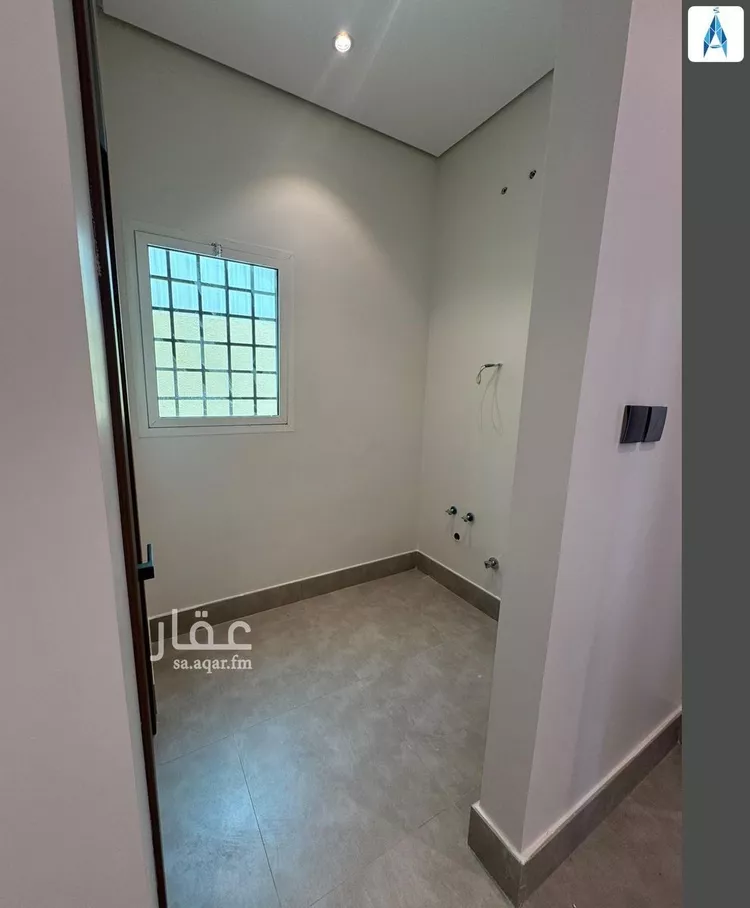 فيلا للبيع في شارع المندر, حي مغرزات, مدينة الرياض, منطقة الرياض 17