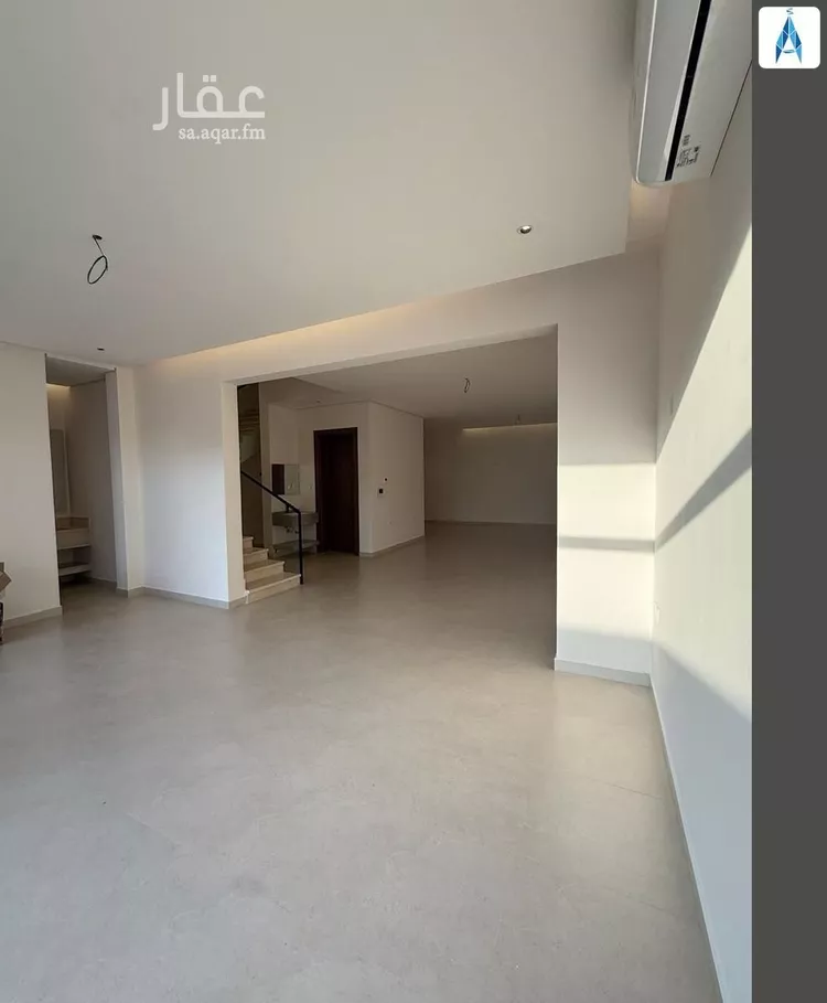 فيلا للإيجار في شارع البندق, حي الغدير, مدينة الرياض, منطقة الرياض صورة 5