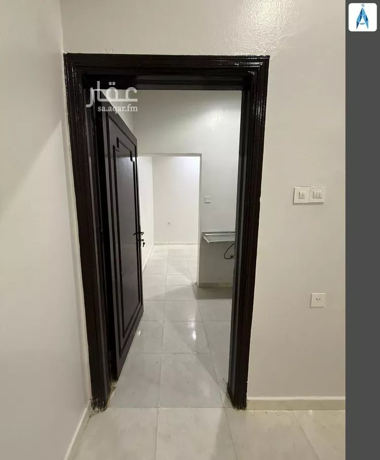 شقة للإيجار في شارع المدينه المنوره, حي ظهرة البديعة, مدينة الرياض, منطقة الرياض صورة 2