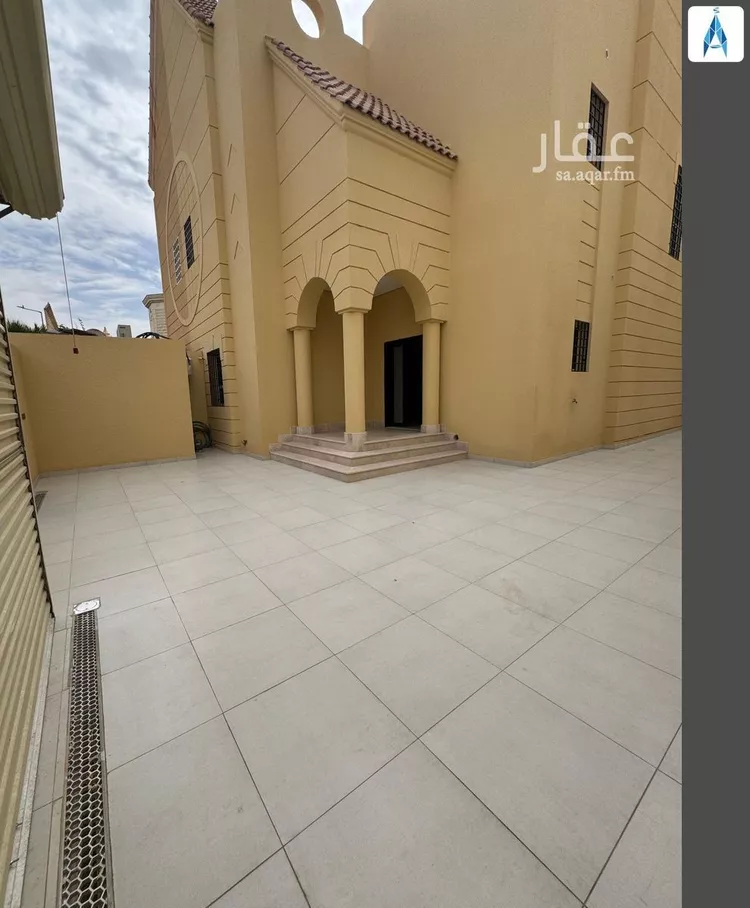 فيلا للبيع في شارع المندر, حي مغرزات, مدينة الرياض, منطقة الرياض 14