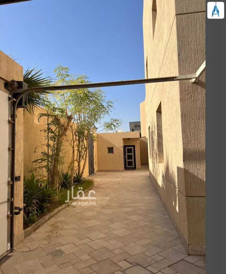 فيلا للبيع في شارع الفئ, حي الربيع, مدينة الرياض, منطقة الرياض صورة 4