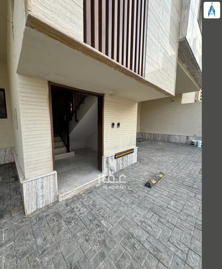 دور للبيع في شارع المدارة, حي المروج, مدينة الرياض, منطقة الرياض صورة 3