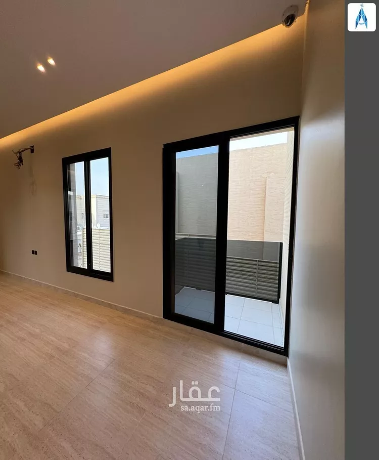 دور للبيع في شارع المدارة, حي المروج, مدينة الرياض, منطقة الرياض 15
