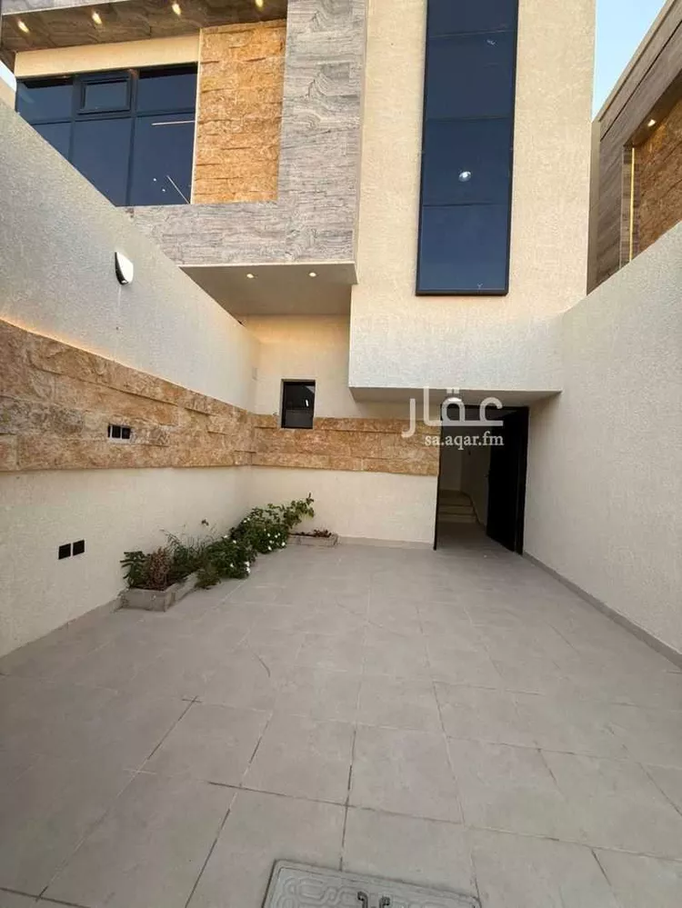 دور للبيع في شارع عبدالرؤوف الواعظ, حي طويق, مدينة الرياض, منطقة الرياض