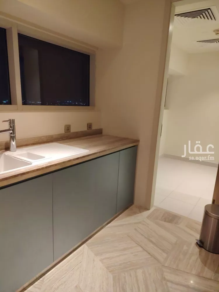شقة للبيع في شارع الملك فهد الفرعي, حي العليا, مدينة الرياض, منطقة الرياض 10