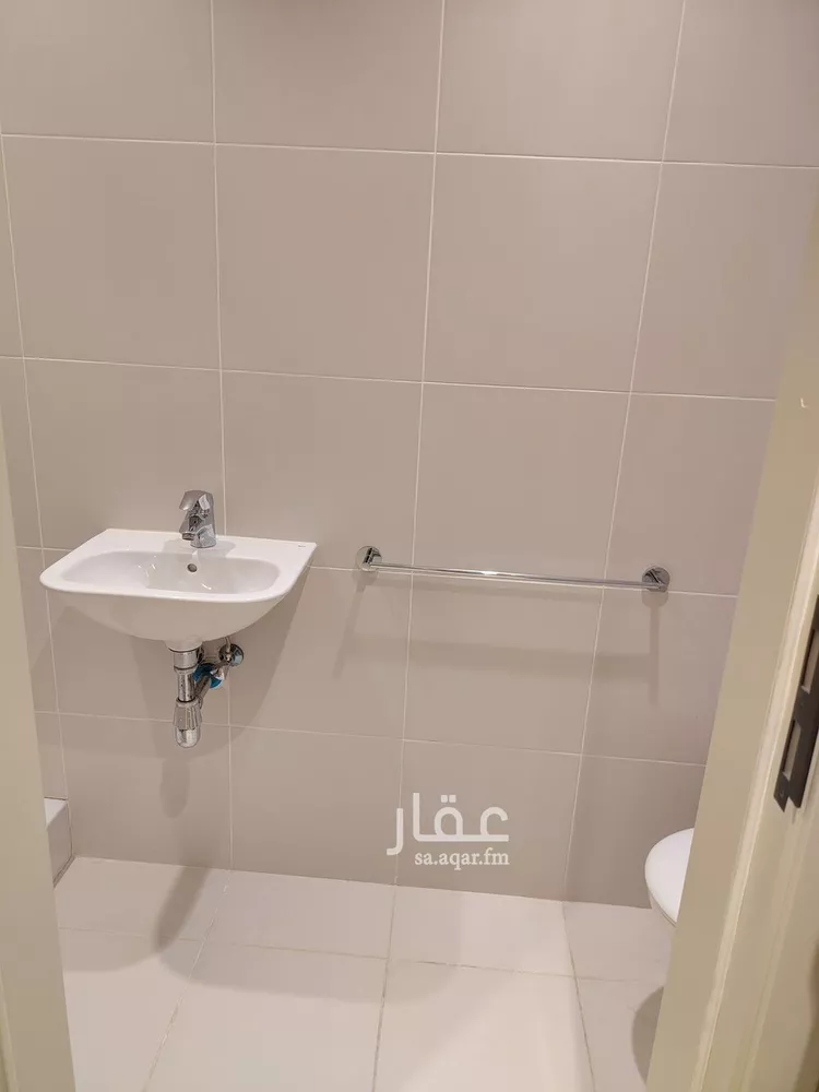 شقة للبيع في شارع الملك فهد الفرعي, حي العليا, مدينة الرياض, منطقة الرياض 11