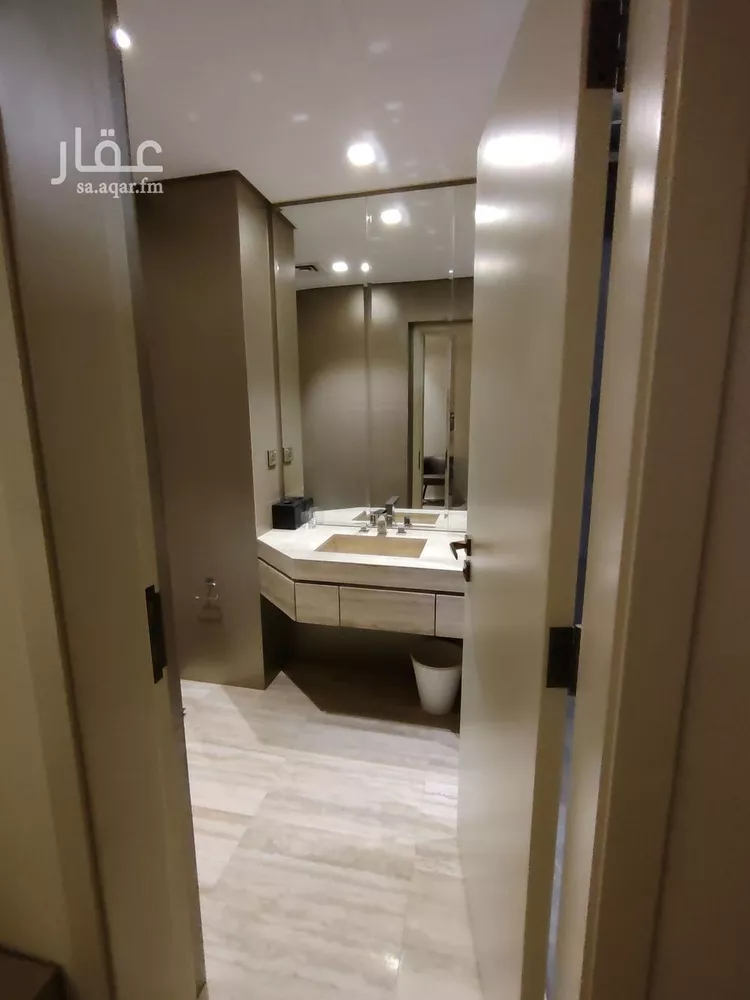 شقة للبيع في شارع الملك فهد الفرعي, حي العليا, مدينة الرياض, منطقة الرياض 10
