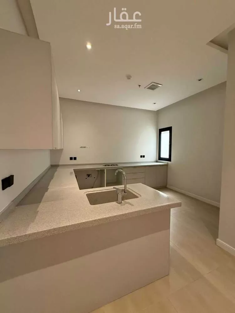 شقة للبيع في شارع القرينات, حي الندى, مدينة الرياض, منطقة الرياض صورة 2