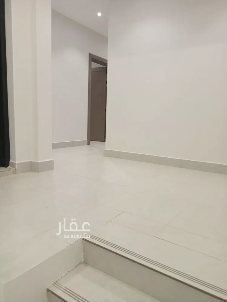 دور للبيع في شارع ضياء الخفاف, حي الشفاء, مدينة الرياض, منطقة الرياض 21