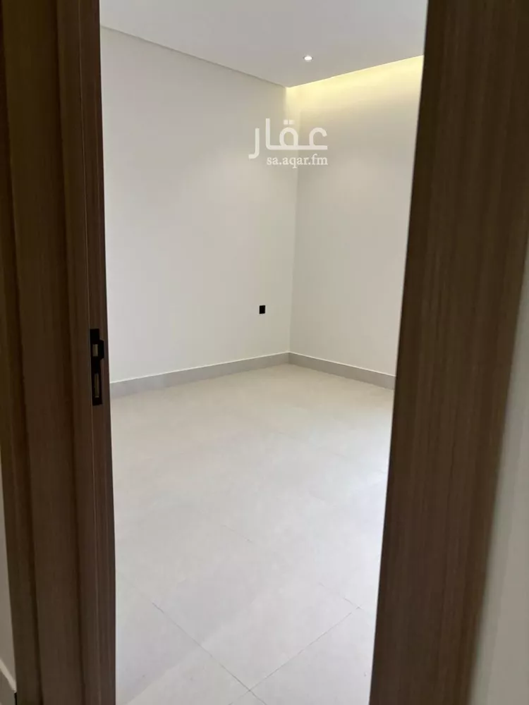 فيلا للبيع في شارع ضياء الخفاف, حي الشفاء, مدينة الرياض, منطقة الرياض صورة 3
