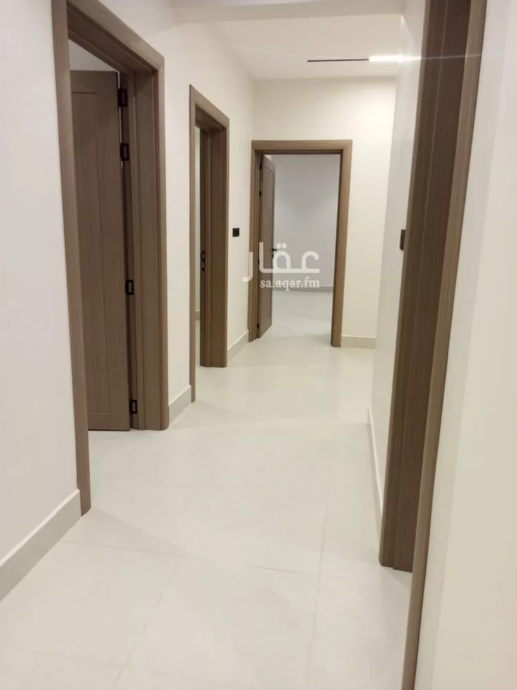 دور للبيع في شارع ضياء الخفاف, حي الشفاء, مدينة الرياض, منطقة الرياض 18
