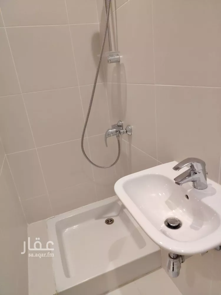 شقة للبيع في شارع الملك فهد الفرعي, حي العليا, مدينة الرياض, منطقة الرياض 12