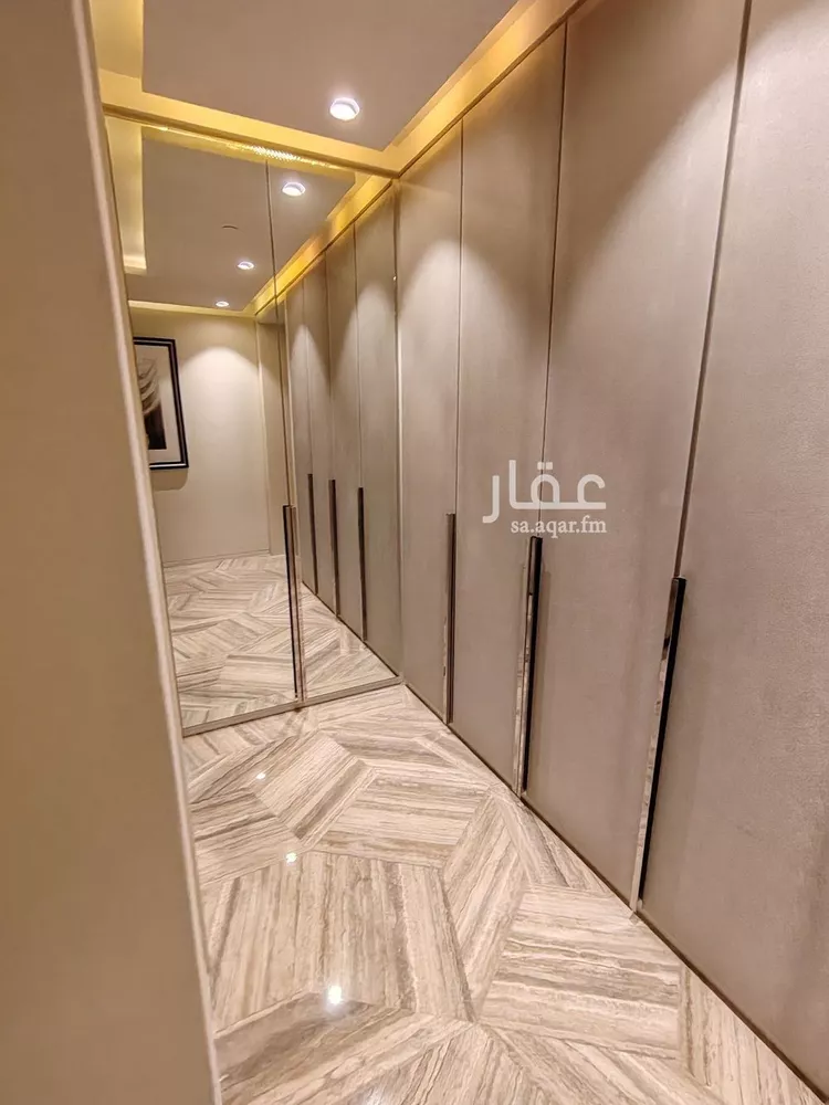 شقة للبيع في شارع الملك فهد الفرعي, حي العليا, مدينة الرياض, منطقة الرياض 14
