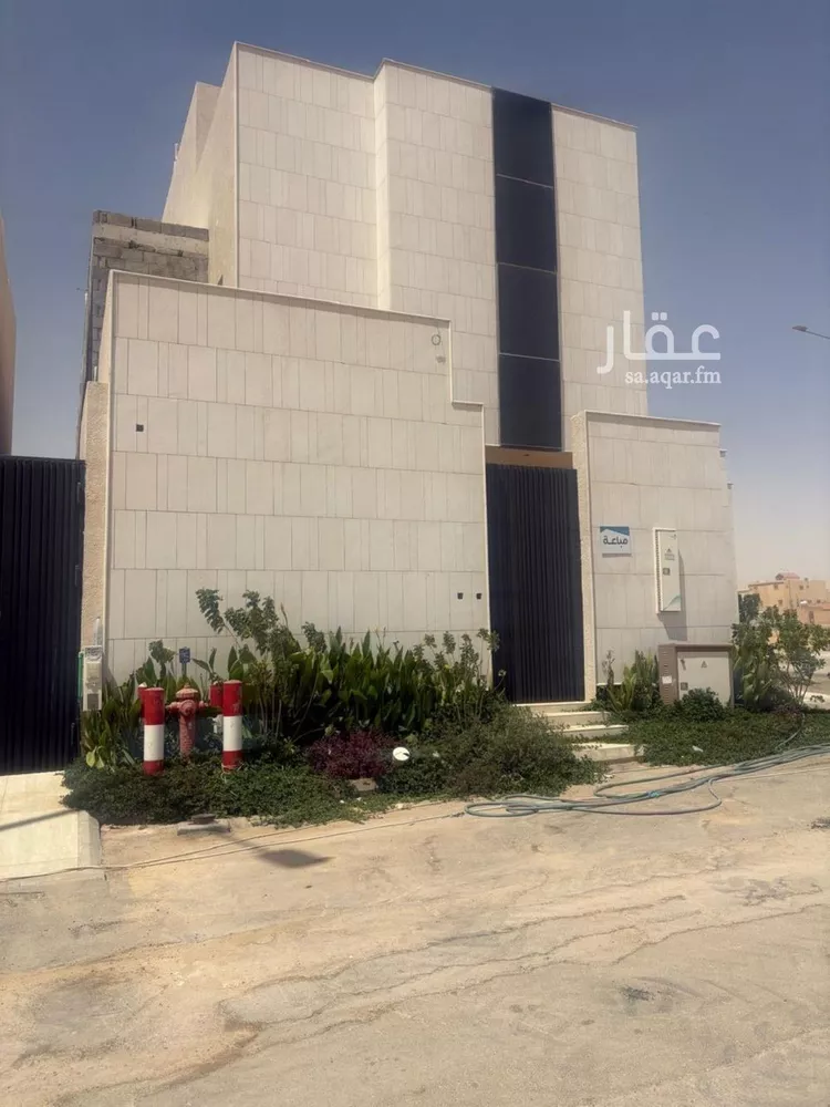 Floor for Sale in Riyadh Dahiat Namar