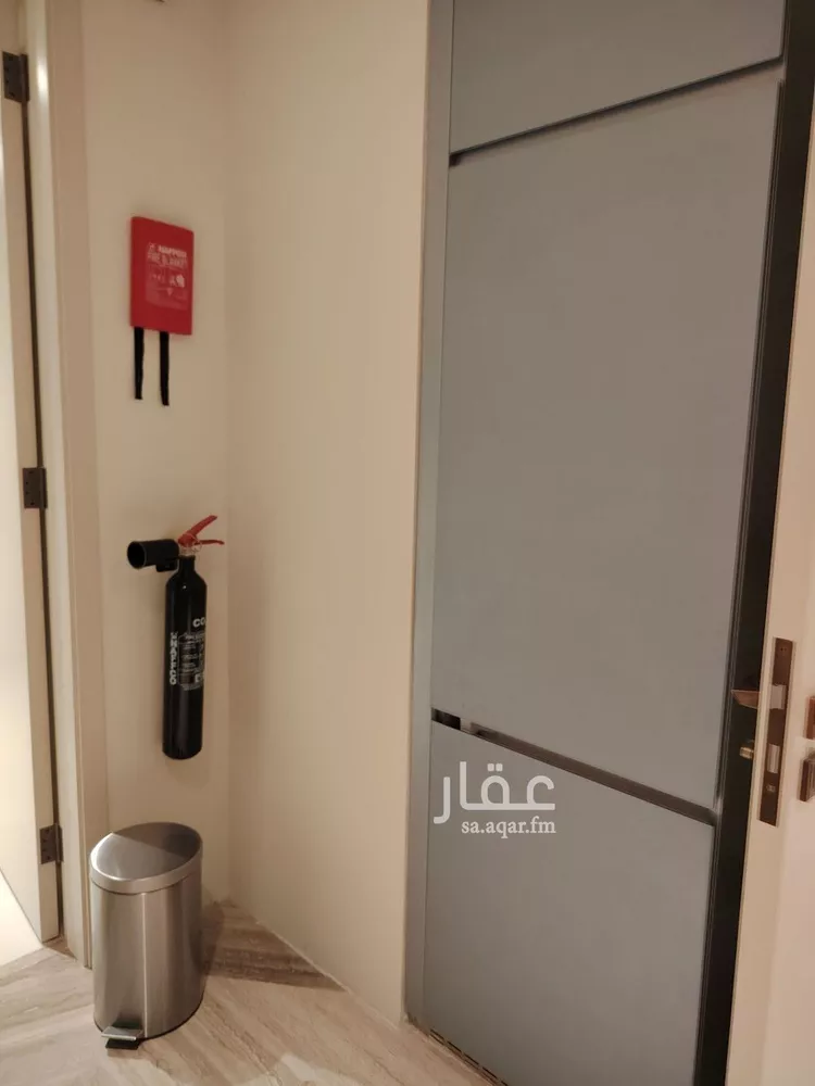 شقة للبيع في شارع الملك فهد الفرعي, حي العليا, مدينة الرياض, منطقة الرياض 13