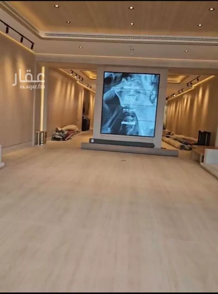 Shop for Rent in Riyadh Al Malqa صورة 2