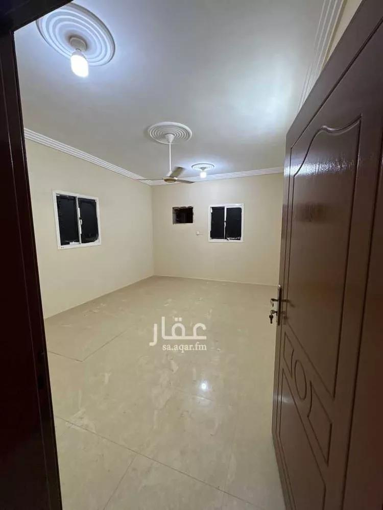 شقة للإيجار في شارع شارع 33 ج, حي الروضة, مدينة جازان, منطقة جازان صورة 3