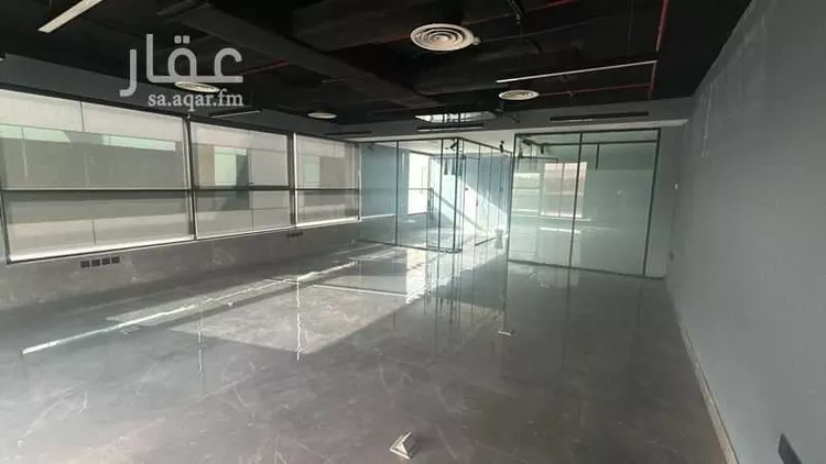 مكتب تجاري للإيجار في شارع انس بن مالك, حي الياسمين, مدينة الرياض, منطقة الرياض صورة 2