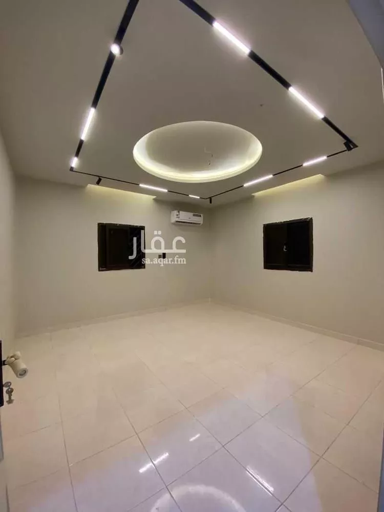 فيلا للبيع في شارع الدفاع, حي إشبيلية, مدينة الرياض, منطقة الرياض 9