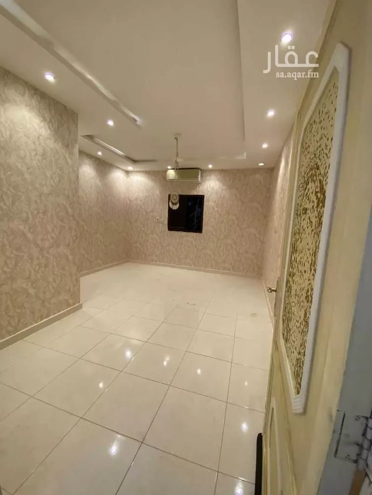 فيلا للبيع في شارع الدفاع, حي إشبيلية, مدينة الرياض, منطقة الرياض صورة 5