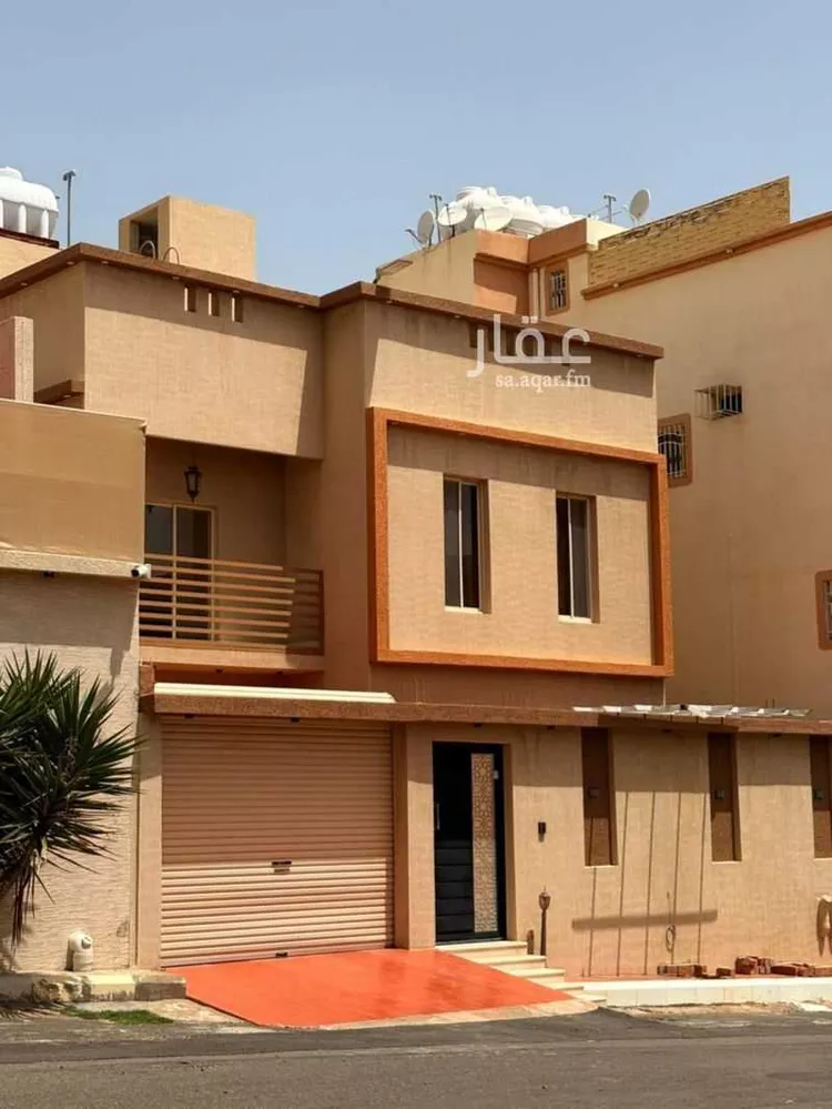 فيلا للبيع في شارع السادة, حي الروابي, مدينة أبها, منطقة عسير