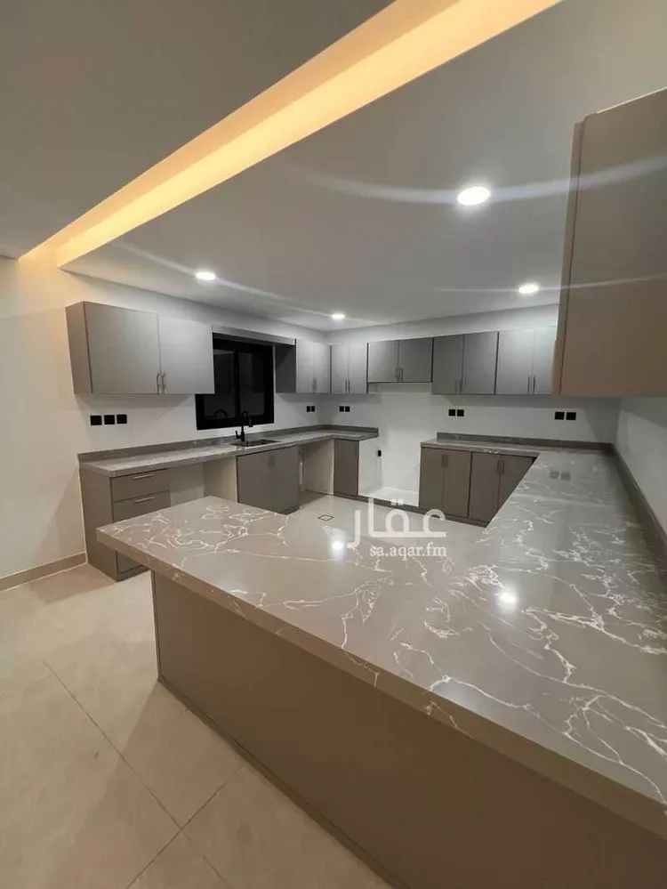 عمارة للإيجار في شارع عبدالله العنقري, حي الملك سلمان, مدينة الرياض, منطقة الرياض صورة 2