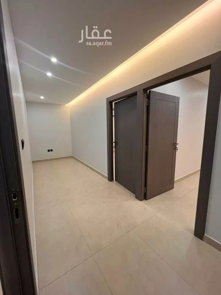 عمارة للإيجار في شارع عبدالله العنقري, حي الملك سلمان, مدينة الرياض, منطقة الرياض صورة 4