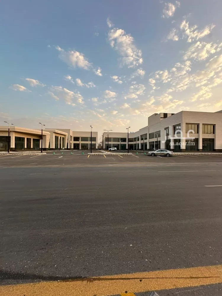 مجمع للبيع في شارع ربيعة بن السكن, حي الأمواج, مدينة الخبر, المنطقة الشرقية