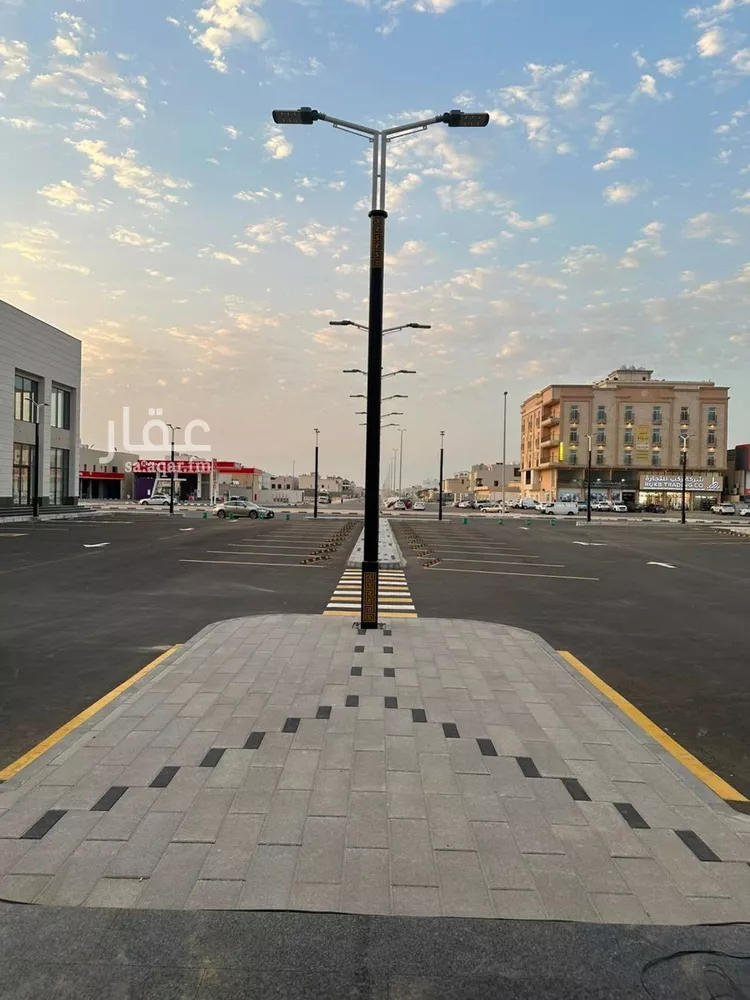 مجمع للبيع في شارع ربيعة بن السكن, حي الأمواج, مدينة الخبر, المنطقة الشرقية صورة 2