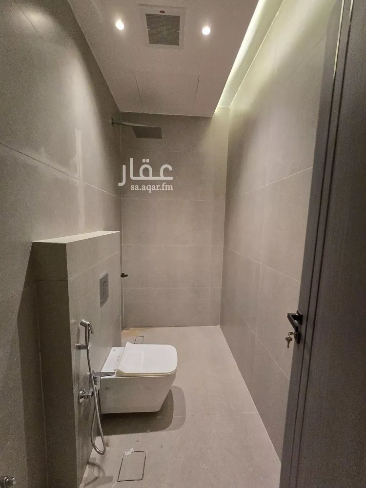 فيلا للبيع في شارع الحضرة, حي غرناطة, مدينة الرياض, منطقة الرياض صورة 4