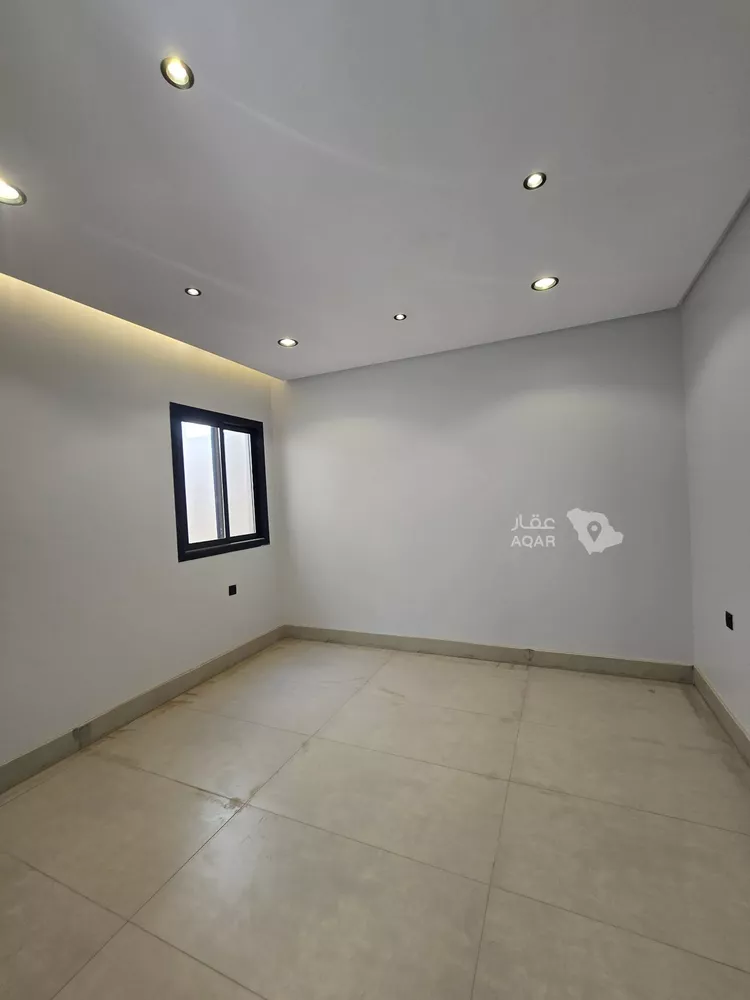 Floor for Sale in Riyadh As Safaa 2
