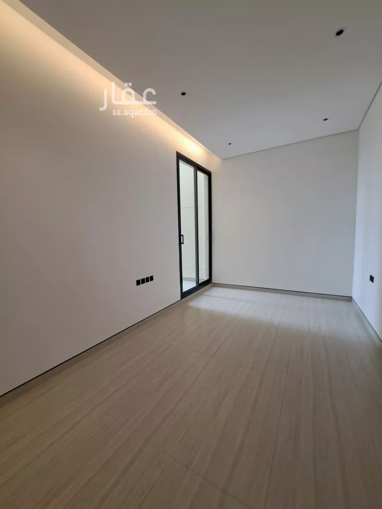 دور للبيع في شارع محمد بن مكبر, حي العارض, مدينة الرياض, منطقة الرياض صورة 2