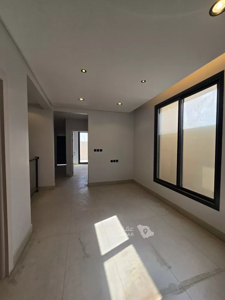 Floor for Sale in Riyadh As Safaa 6