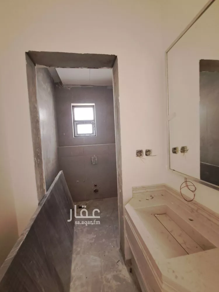 فيلا للبيع في شارع الحواتم, حي غرناطة, مدينة الرياض, منطقة الرياض صورة 2