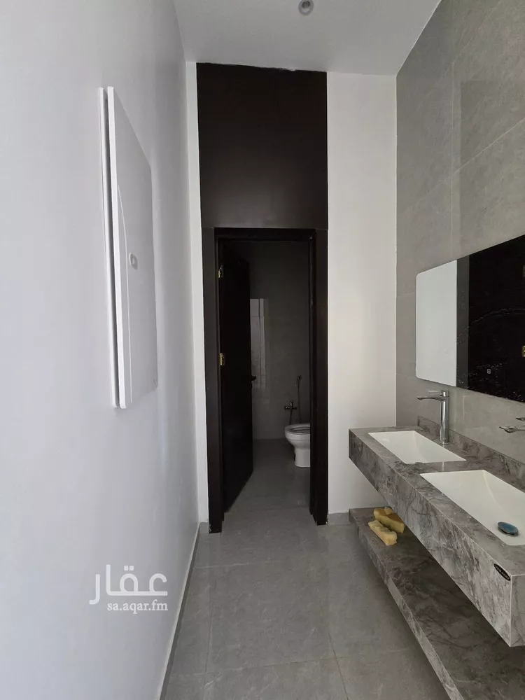 دور للبيع في شارع أحمد بن أبي الفتوح, حي العارض, مدينة الرياض, منطقة الرياض صورة 2