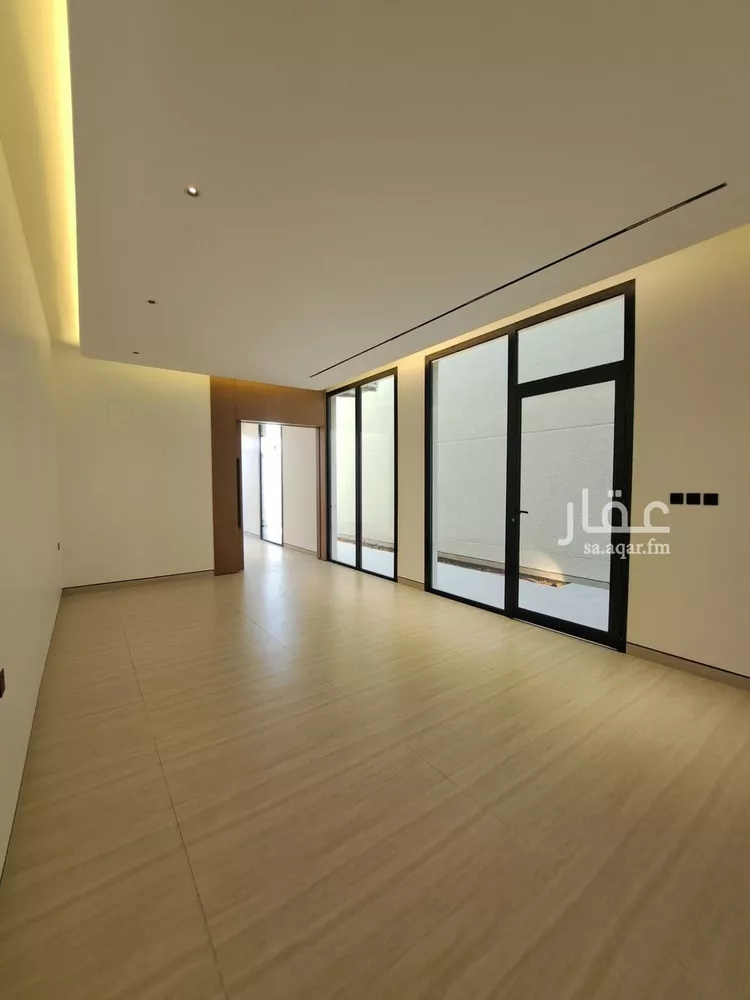 دور للبيع في شارع محمد بن مكبر, حي العارض, مدينة الرياض, منطقة الرياض صورة 3