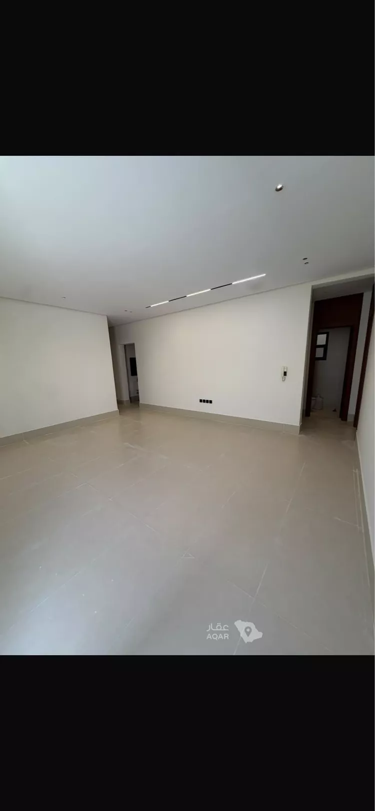 Floor for Sale in Riyadh Okaz 8