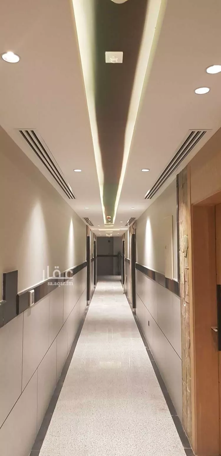 مكتب تجاري للإيجار في شارع انس بن مالك, حي الملقا, مدينة الرياض, منطقة الرياض صورة 3