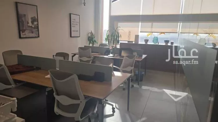 مكتب تجاري للإيجار في شارع انس بن مالك, حي الملقا, مدينة الرياض, منطقة الرياض