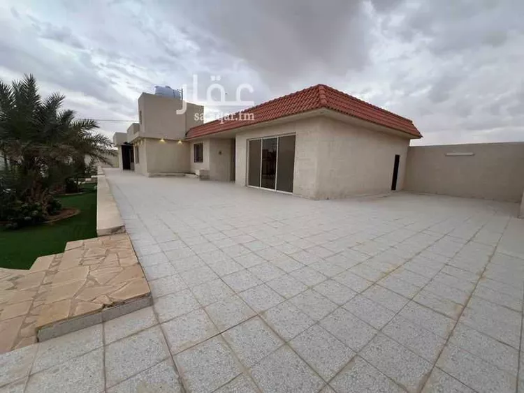 استراحة للبيع في شارع سعد بن عمار, حي حي ج7, مدينة حريملاء, منطقة الرياض صورة 2