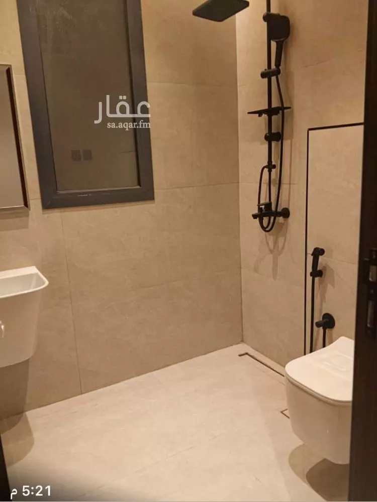 Floor for Sale in Riyadh Al Janadriyah صورة 5