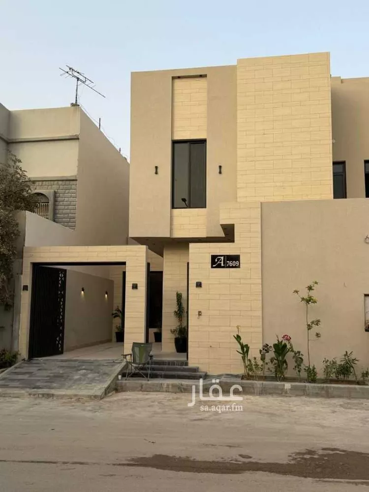 فيلا للبيع في شارع اليمانية, حي العريجاء الغربي, مدينة الرياض, منطقة الرياض