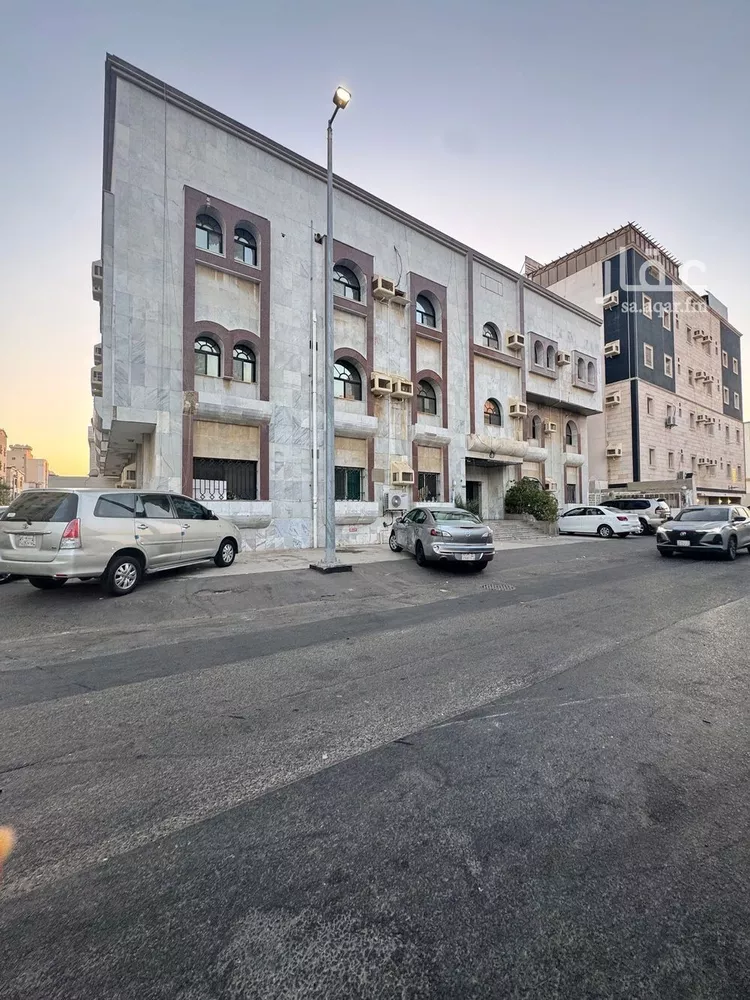 عمارة للبيع في شارع حويصه بن مسعود, حي النزهة, مدينة جدة, منطقة مكة المكرمة