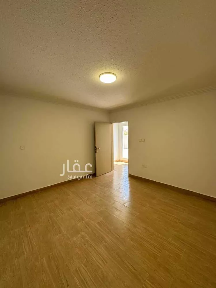 فيلا للبيع في شارع عثمان بن الحويرث, حي المرسلات, مدينة الرياض, منطقة الرياض صورة 3