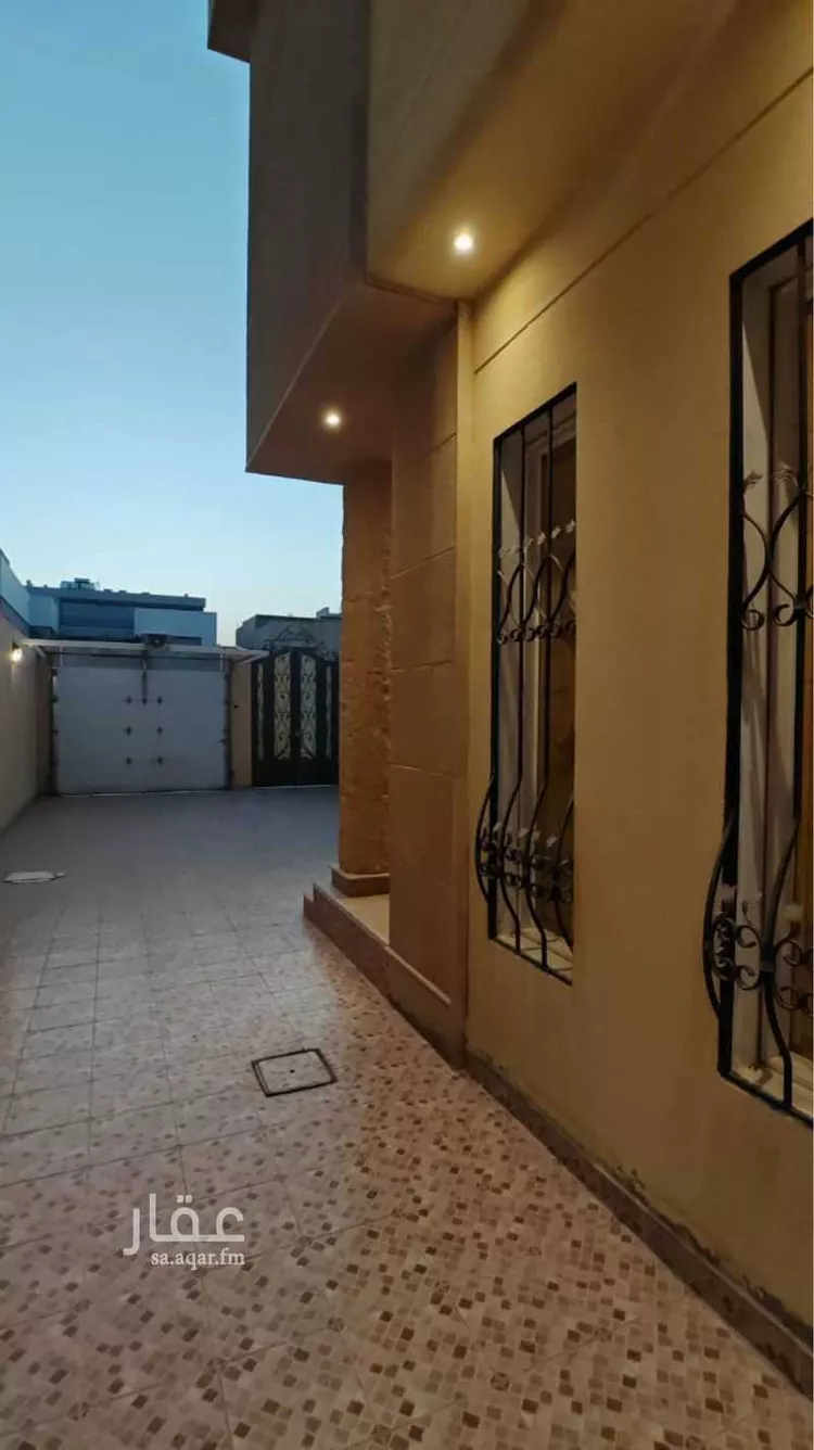 فيلا للبيع في شارع الليث, حي الحمراء, مدينة الرياض, منطقة الرياض 13